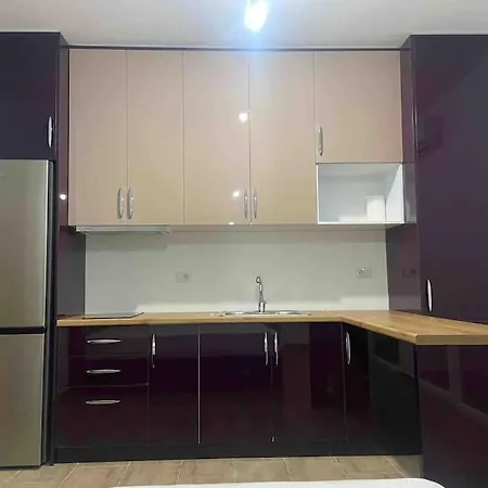 Seaside 10m, 6beds Shëngjin