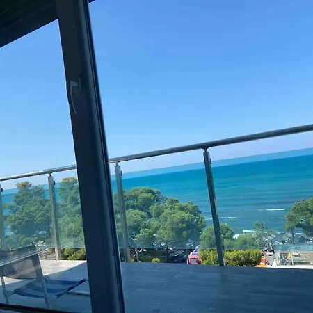 Seaside 10m, 6beds Appartement Shëngjin